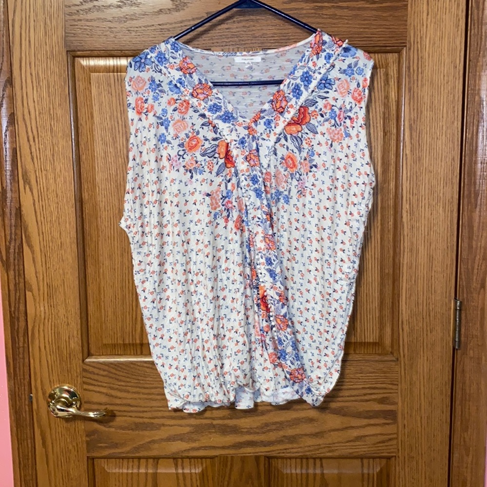 Maurices sleeveless size 0